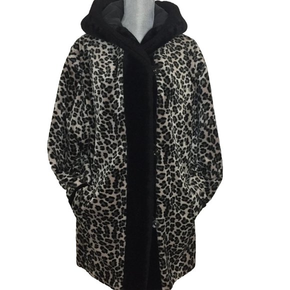 Cheetah/ Leopard Faux Fur 3/4 Coat sz M-L - Picture 1 of 13